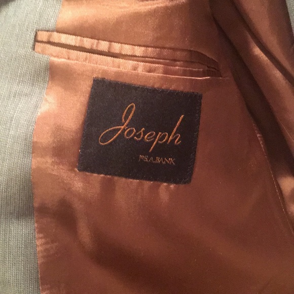 Jos A Bank taupe weave striped suit - Picture 3 of 6